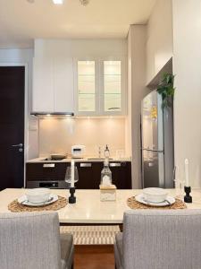 Luxury Prime Thong Lor - Fast WiFi, Gym&Pool