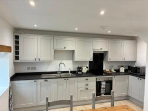 Lavender Cottage -Uk49209