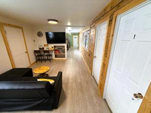 Caribou Cottage