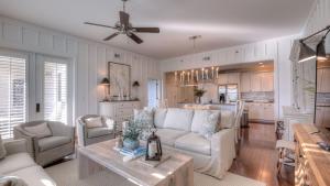 Hello 30A by AvantStay Private Beach Access Pool Fitness Center