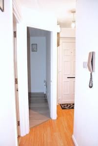 2-Bed Flat - 9 Min London City Airport - Fast DLR