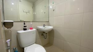 Tanglin Tower with Netfix by AquHome
