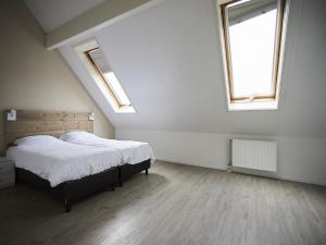 Holiday Home with Garden in Zeeland