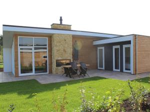 Bemelen Holiday Home for 6