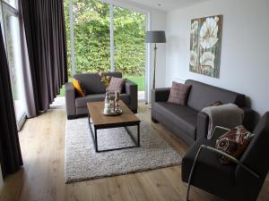 Bemelen Holiday Home for 6