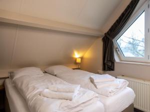 6-Guest Holiday Home in Mook