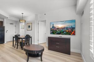 Apartment near epic universal