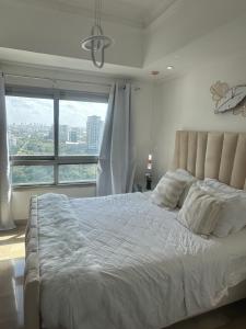 Apartamento con vista mar y la ciudad La Gloria Malecón Santo Domingo
