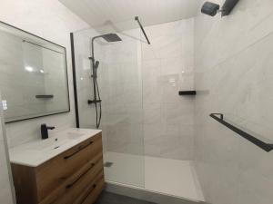 Appartement rénové, vue mer, parking - 4 pers. - FR-1-776-152