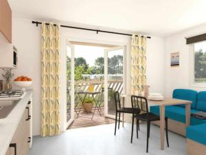 Mobil-home confortable avec terrasse - 6 pers. - API-1-52-2066