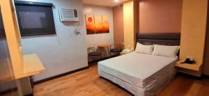 Drive Inn Motel - Hourly Stay Suites