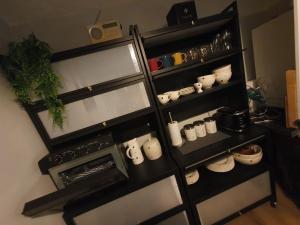 Luxury Smart Apartment Slough, Sleeps 5, Garden, Parking, Spa-Style Bathroom