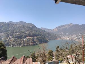 Loxis Heleri Resort Nanital