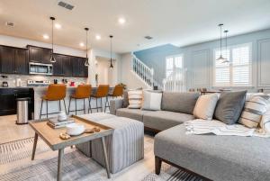 5BR Family Pool Home Near Disney