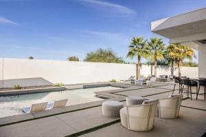 Oxygen @ Elemento49 - Pool Spa - Sleeps 16