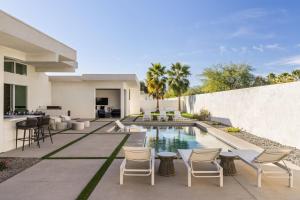 Oxygen @ Elemento49 - Pool Spa - Sleeps 16