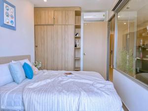 Seahorse Apartment 3318