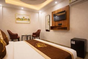 Atlantiis Suites Inn Near IGI Airport Delhi