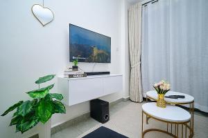 Modern 1 Bedroom Haven - Megs Suites
