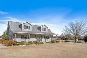 Perfect Retreat for 2 Studio Above Bakery, Dogs!