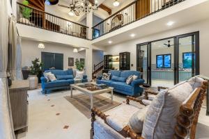 ELIVAAS Casa Bonita 4BHK Hideaway with Private Pool