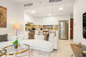 FIRST CLASS 2BR Urban Oasis Near the Park