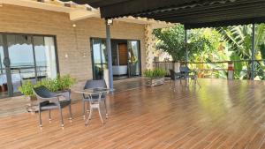 Butterfly Rose Beach Resort Phú Quốc Francophone