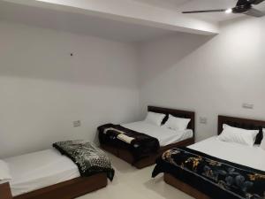 Neta Ji Hotel