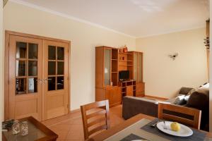 Central Albufeira Stay | Balcony & AC