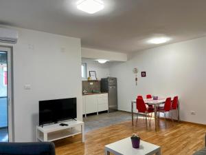Angelas apartment
