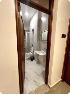 Modern 2-BR Seaview Nyali
