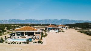 Luxury Villa Summer Dream Novalja 1 with Pool