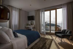 Luxury villa Elation Dubrovnik near Old Town with 2 pools