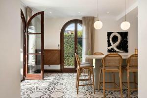 San Pedro Luxury Villa Private Pool Beach Access & Family Fun