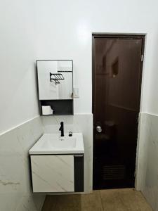 Hlink room