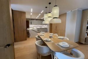 Premium Beachfront 3BR at Pearl of Naithon #8716