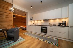 Renovated Studio with Wooden Interior, Central Rakvere