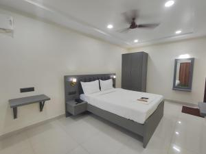 The Embassy Inn