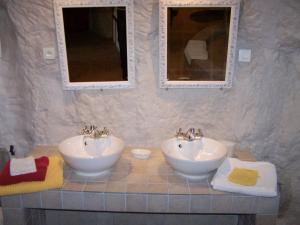 B&B / Chambres d'hotes Troglodelice : photos des chambres