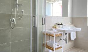 Desty Holiday Attic img1