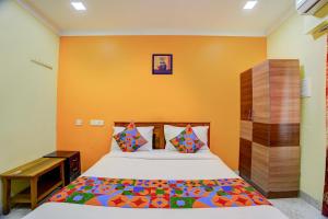 FabHotel Yazhini Residency