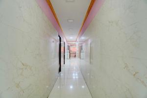 FabHotel Yazhini Residency