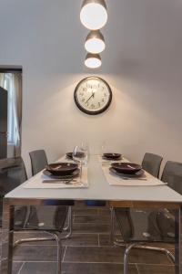 Luxury Apartment by Hi5-Városház Suite