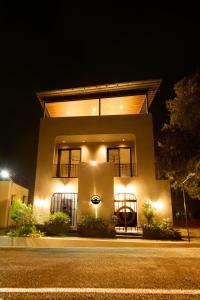 Hill Chalet Pool Villa - Nandi Hills