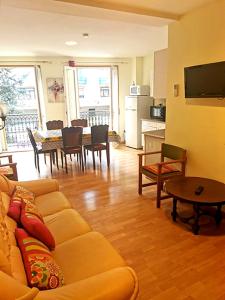 Le Nid des Roitelets - Appartement Cosy T2 à 50 m des Thermes - Classé 2 étoiles - Linge & Ménage inclus