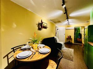 5 to Stay near Legends of Bran
