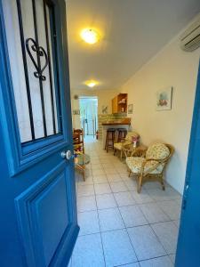 Elenis Cottage