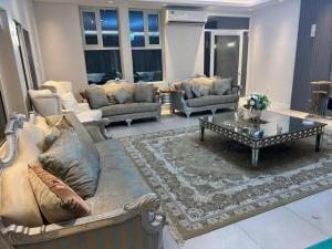 Luxury Royal Villa with 7 Master Suites