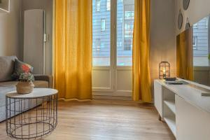 #D6 Hello Sunshine T3 Sleeps 6 Caserne de Bonne