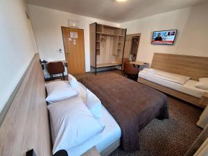 Hotel Avion